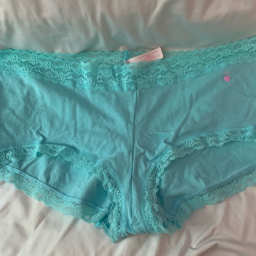 NWOT Victoria’s Secret Boy Short